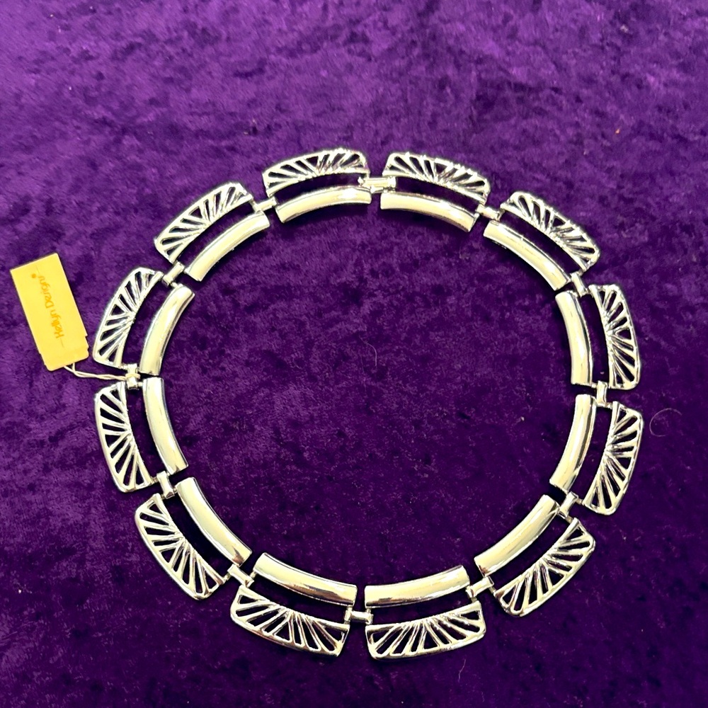 Silver Fan-Link Statement Necklace - Women Jewelry